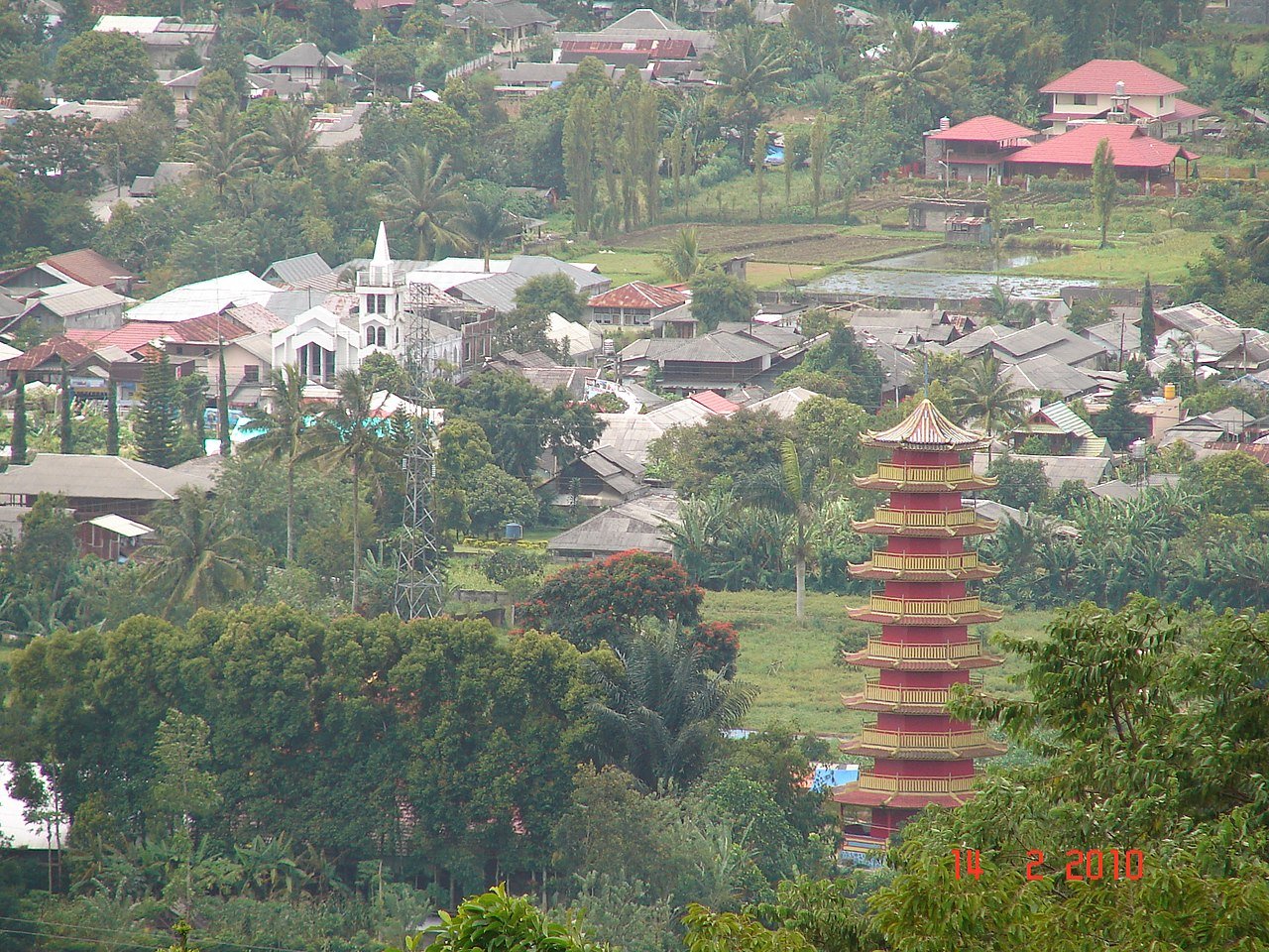 Pagoda Panoramio (2)